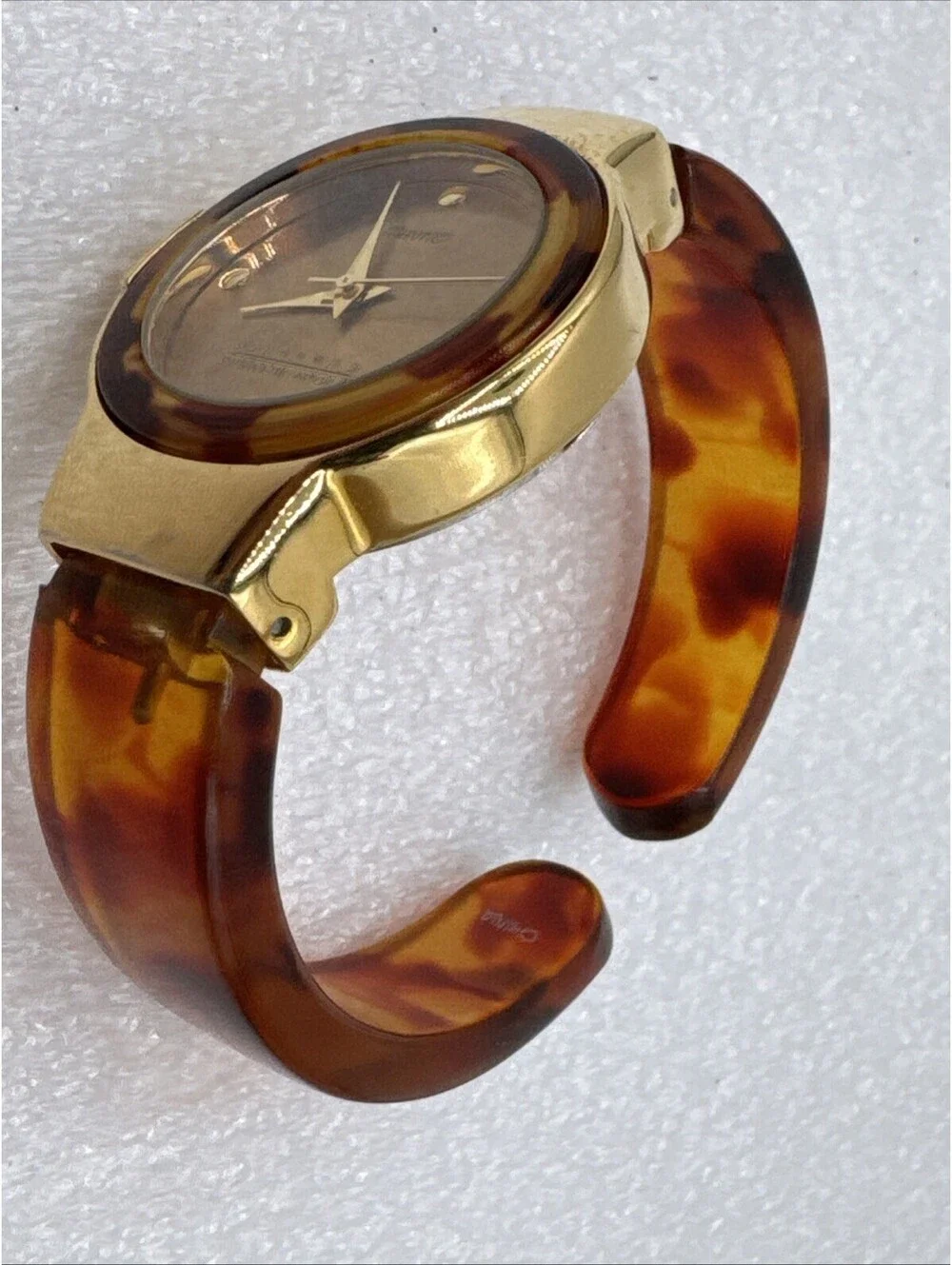 Joan Rivers Vintage Classics Collection Tortoise Shell Cuff Women's Watch Works!